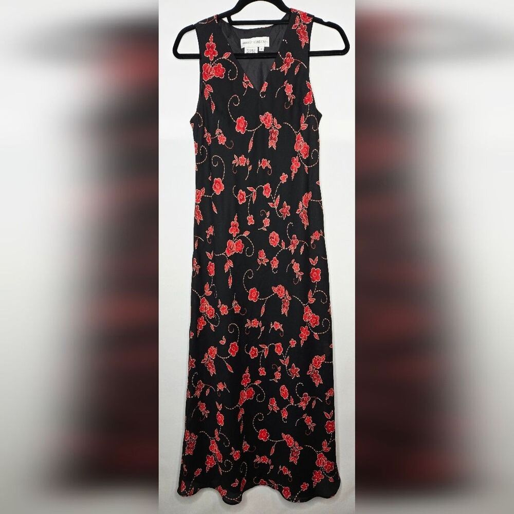 Women's Maggy London Sleeveless, V-neck Dress Black w/ Red & White Floral Print